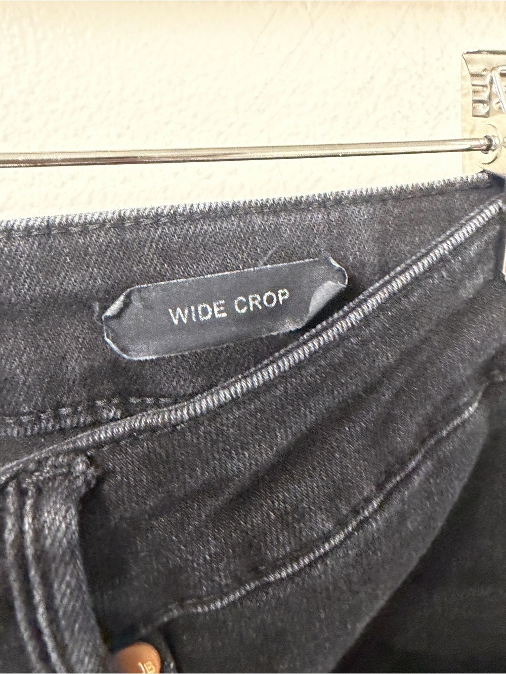 Judy Blue Wide Crop Black Denim Jeans Size 15/32 - Picture 2 of 5